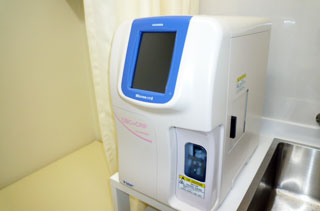 自動血球数・CRP測定装置